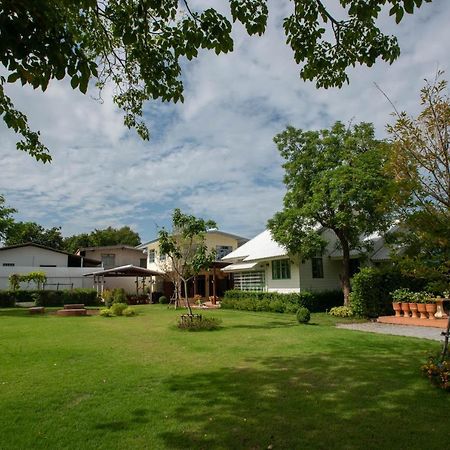 Baan Suan Krung Kao Hotel Phra Nakhon Si Ayutthaya Ngoại thất bức ảnh