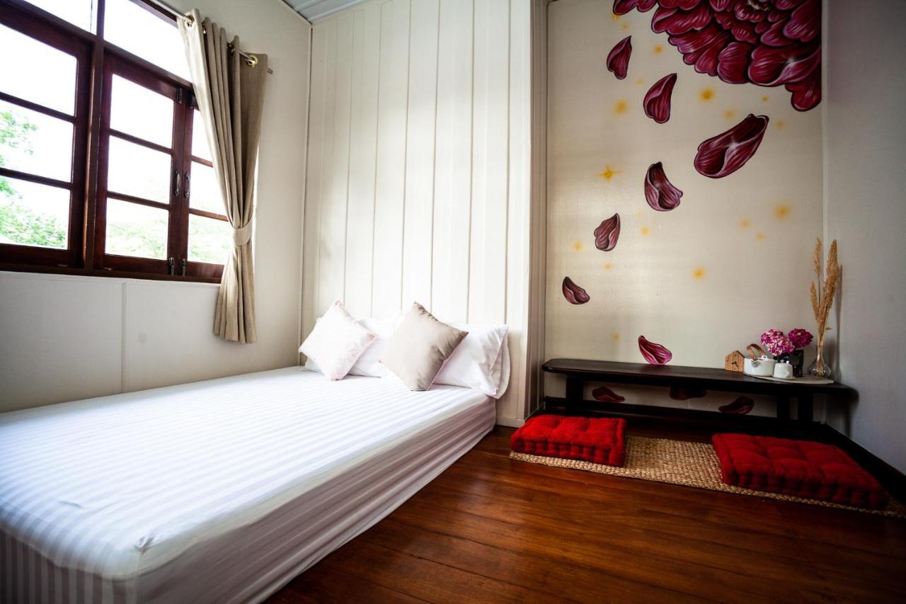Baan Suan Krung Kao Hotel Phra Nakhon Si Ayutthaya Ngoại thất bức ảnh