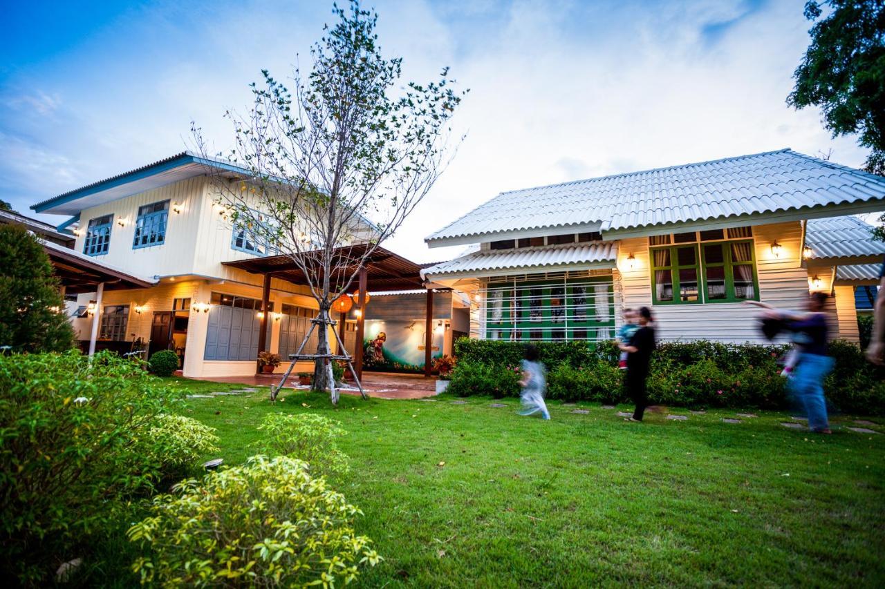 Baan Suan Krung Kao Hotel Phra Nakhon Si Ayutthaya Ngoại thất bức ảnh