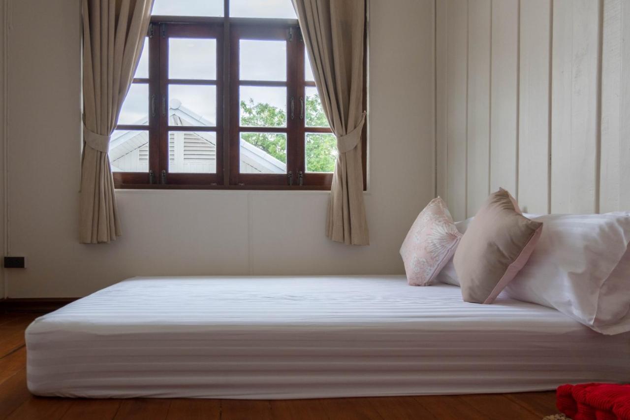 Baan Suan Krung Kao Hotel Phra Nakhon Si Ayutthaya Ngoại thất bức ảnh